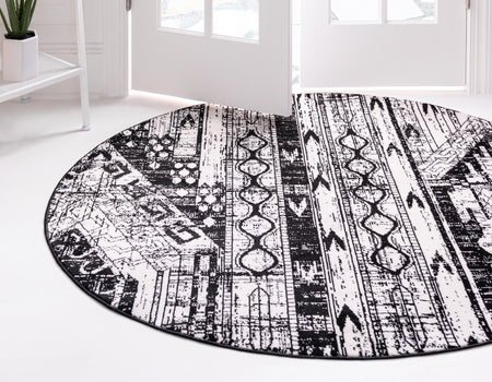 Cascade Range Collection Area Rug - Hood (Black and White)