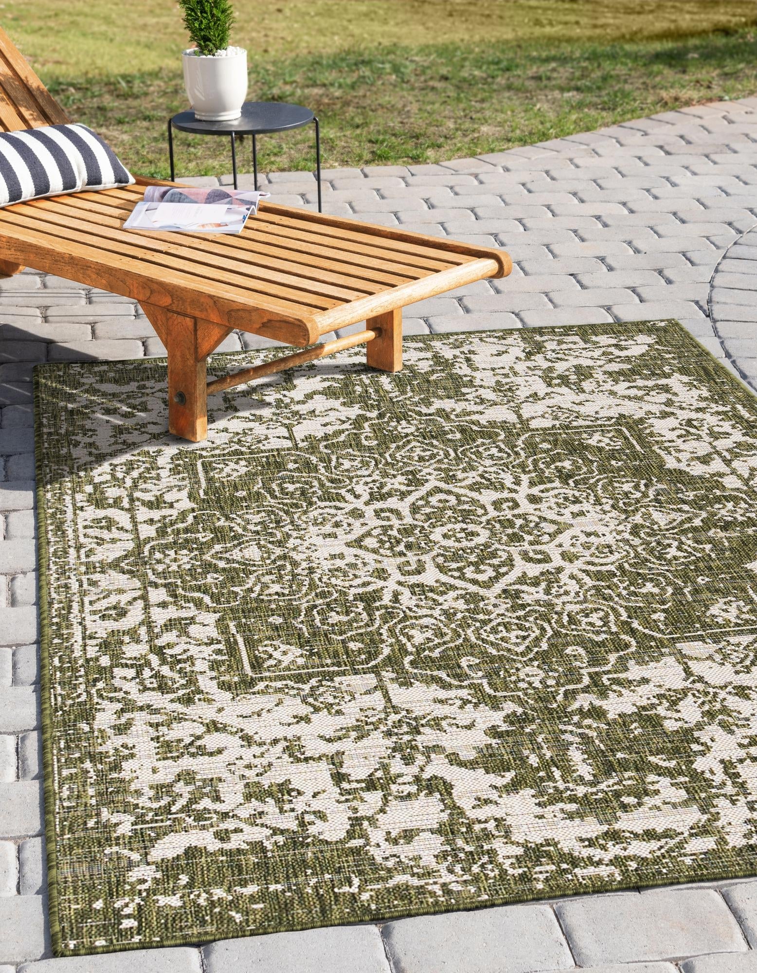 Urban Oasis Rugs Collection Area Rug -  Penthouse (Green)