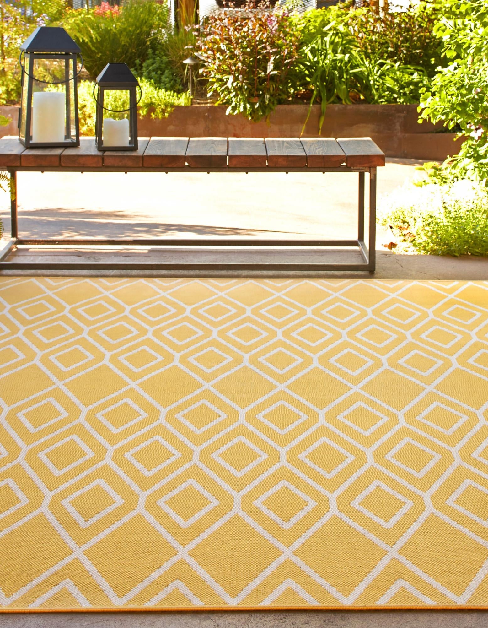 Urban Oasis Rugs Collection Area Rug -  Boulevard (Yellow Ivory)