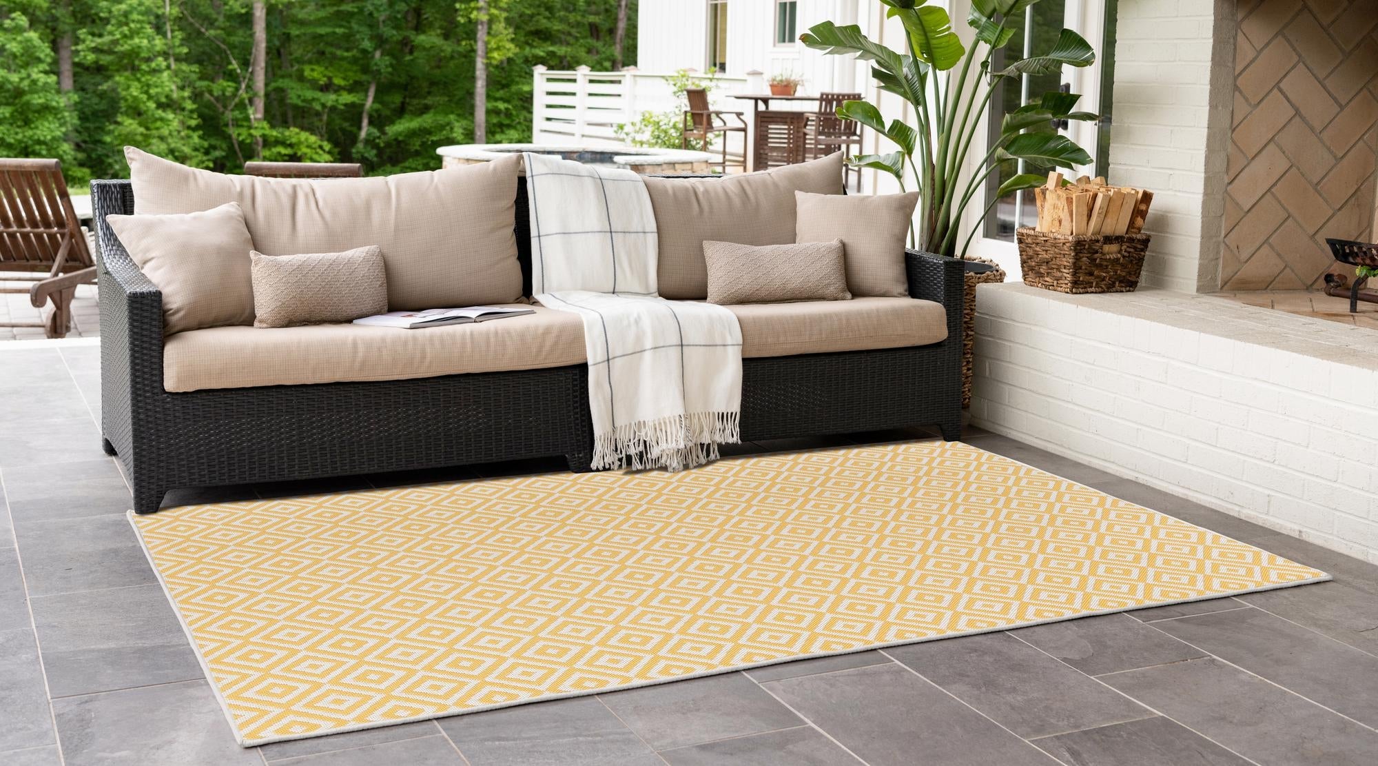 Urban Oasis Rugs Collection Area Rug -  Rooftop (Yellow Ivory)