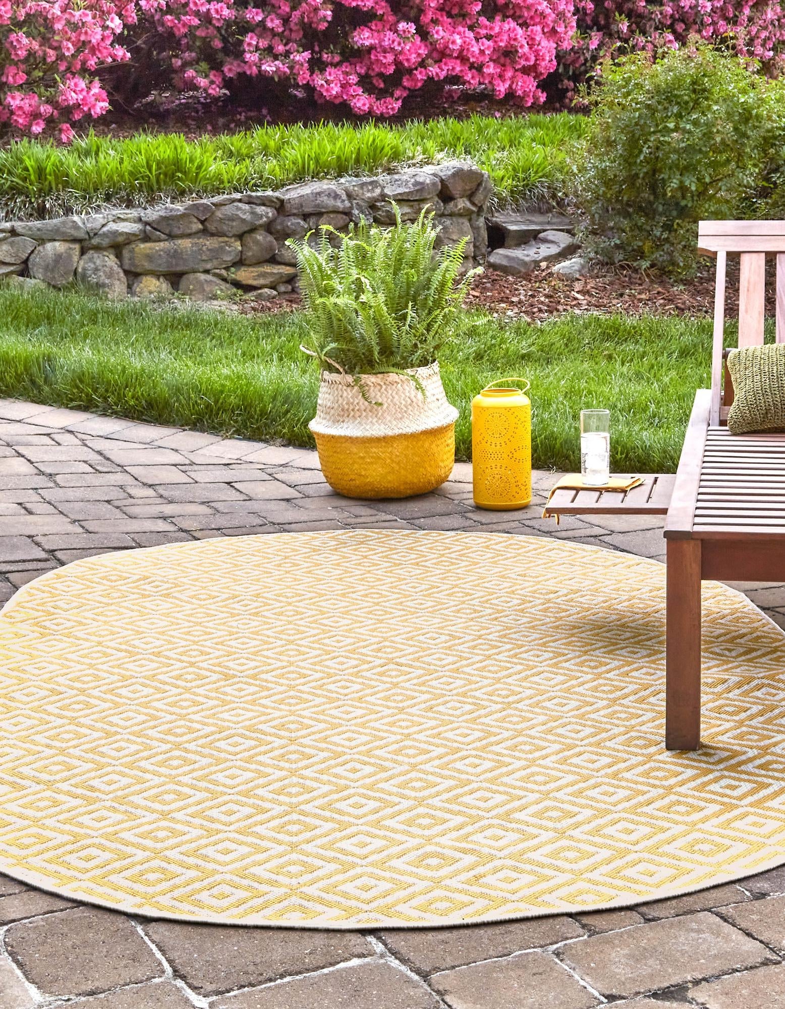 Urban Oasis Rugs Collection Area Rug -  Rooftop (Yellow Ivory)