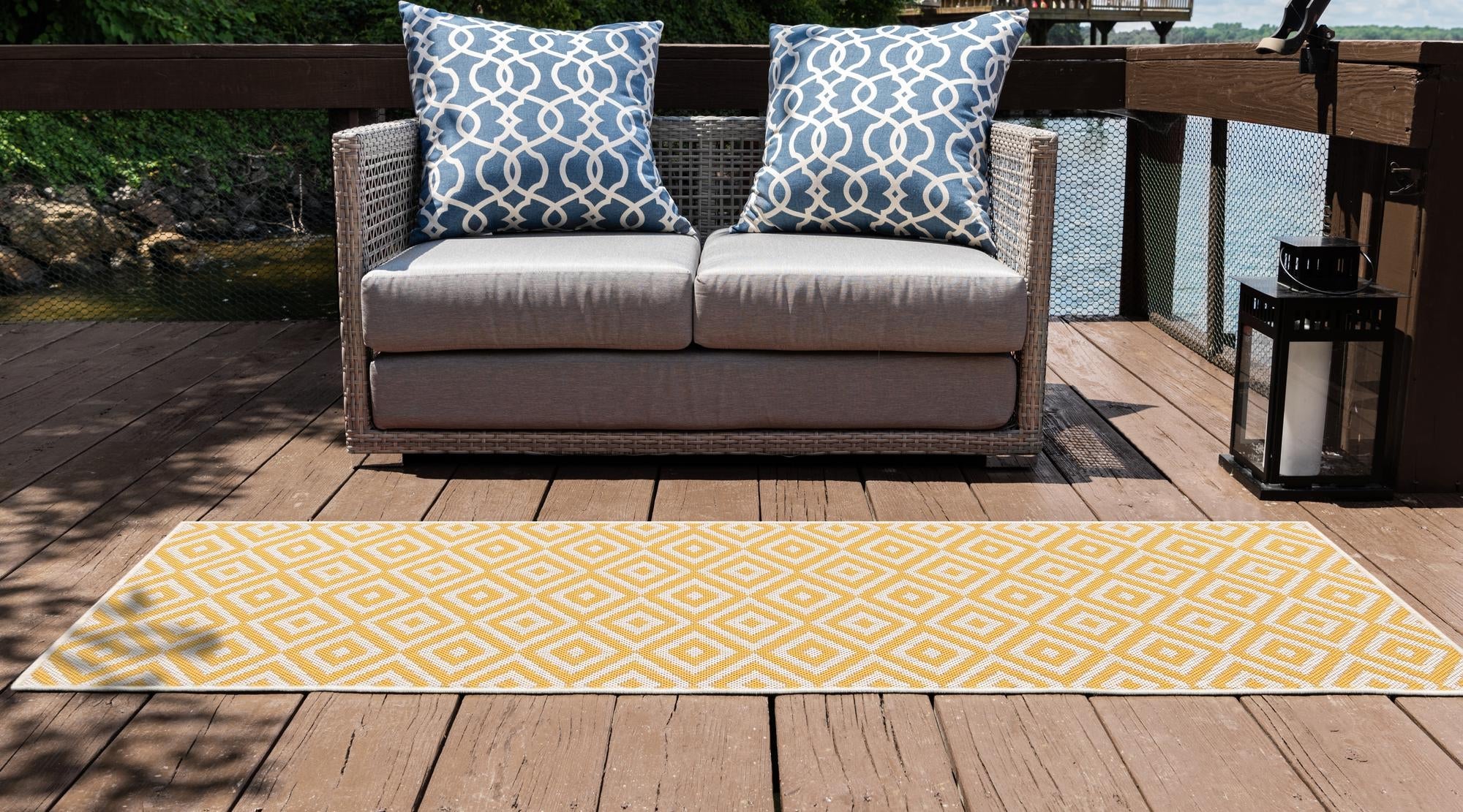 Urban Oasis Rugs Collection Area Rug -  Rooftop (Yellow Ivory)