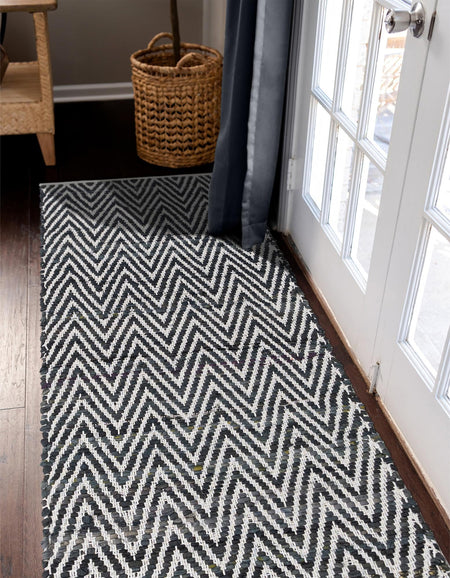 Zigzag Marina Collection Area Rug - HarborStripes