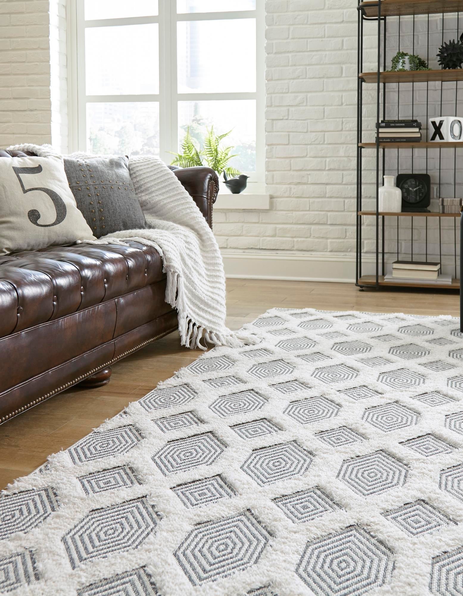 Marbella Meadows Collection Area Rug - Sierra