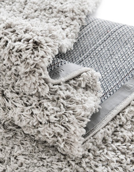 Cozy Comfort Shag Collection Area Rug - Hearthside (Light Gray)