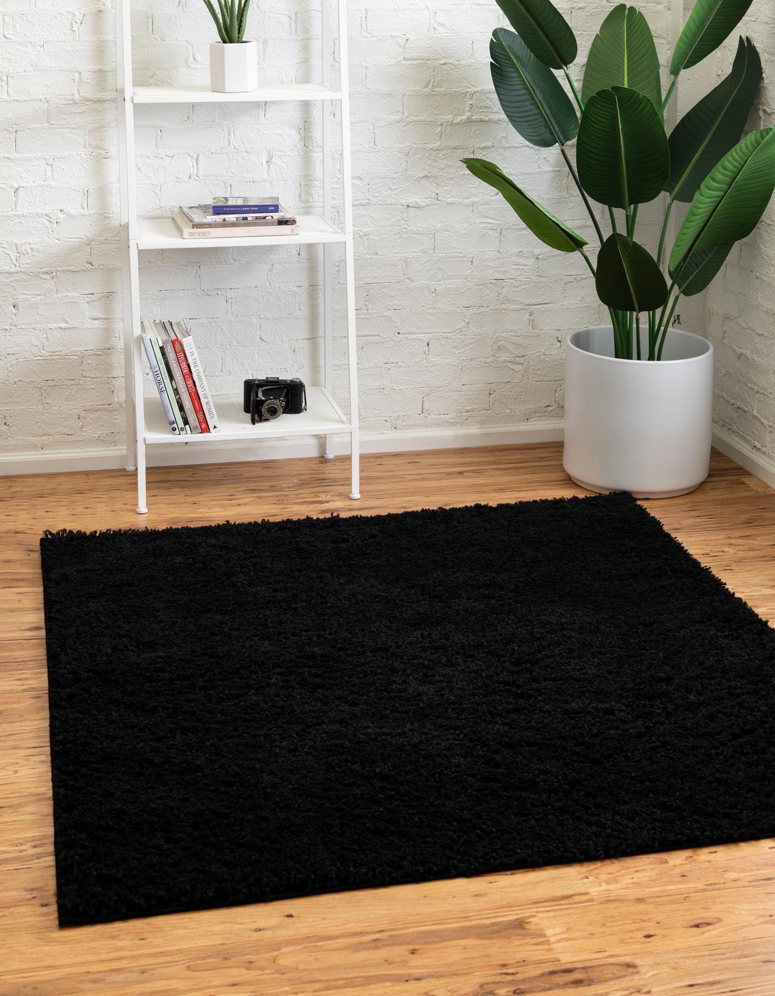 Cozy Comfort Shag Collection Area Rug - Hearthside (Black)