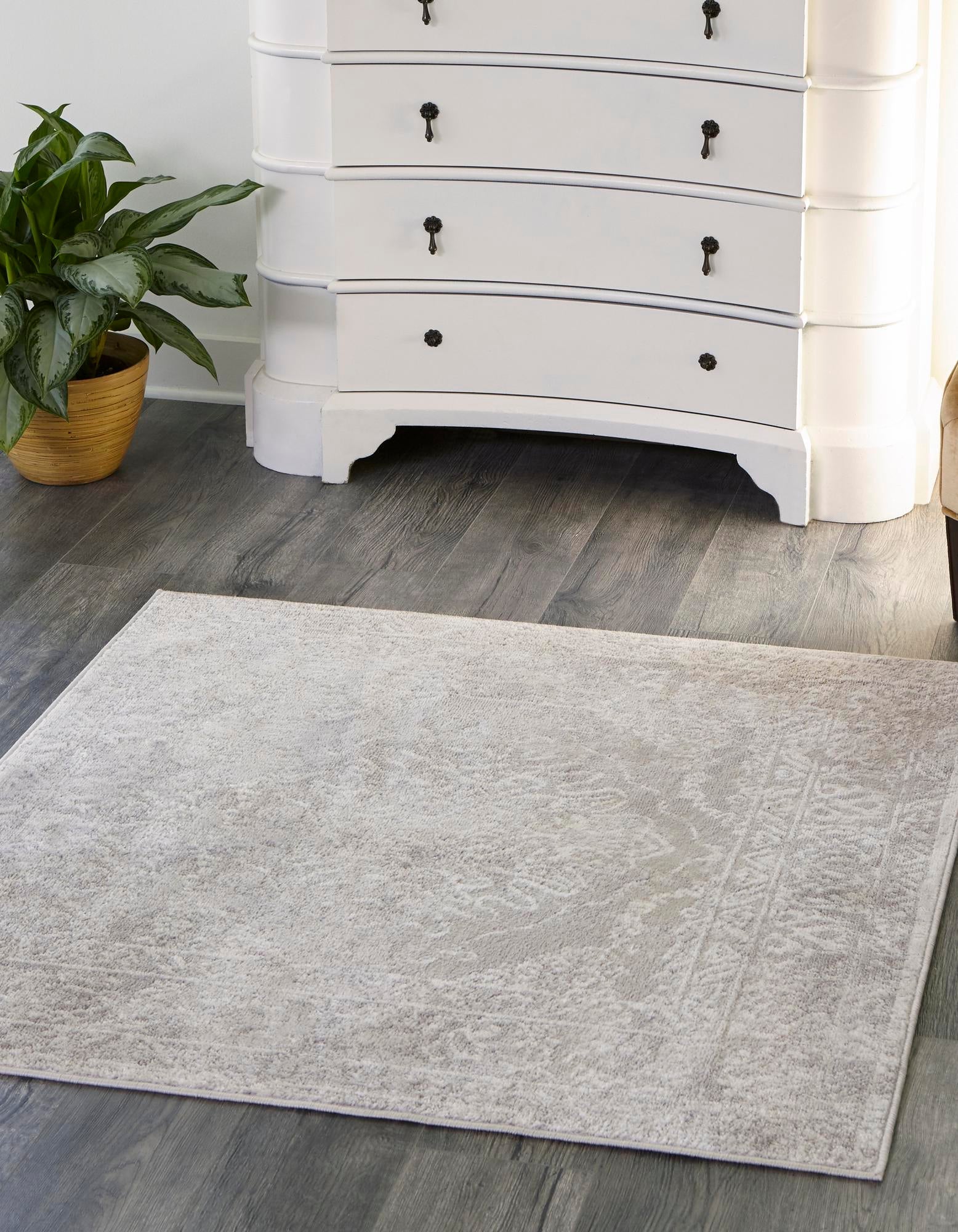 Cambridge Classics Collection Area Rug -  Fitzwilliam (Gray)