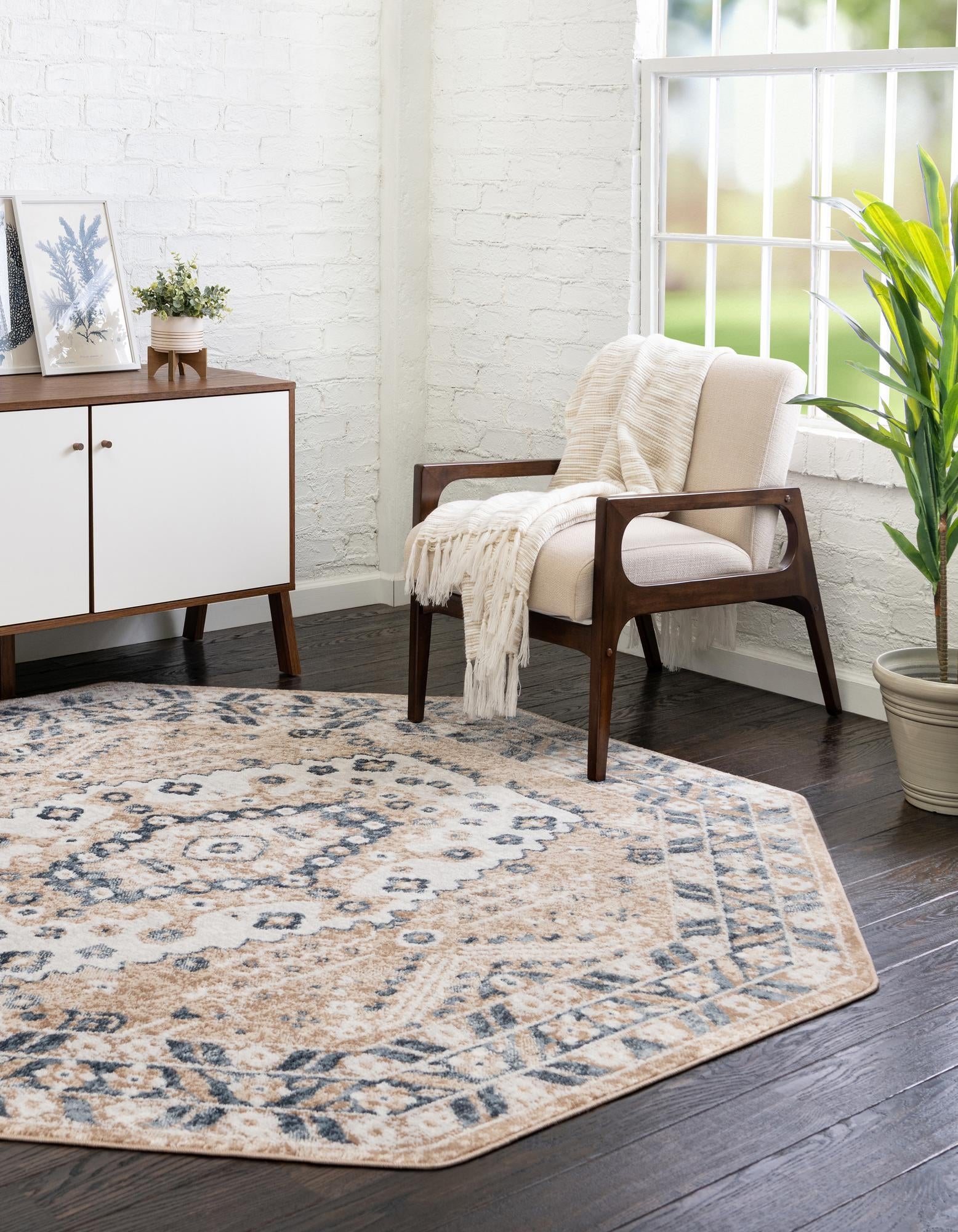 Cambridge Classics Collection Area Rug -  Magdalene (Beige)