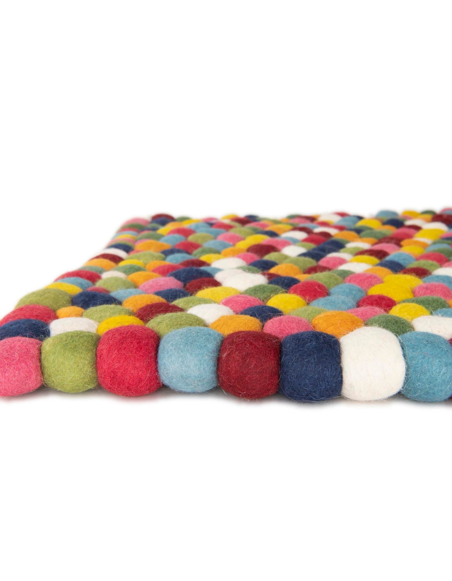 Woolen Sphere Collection Area Rug - Sphereville (Multi)