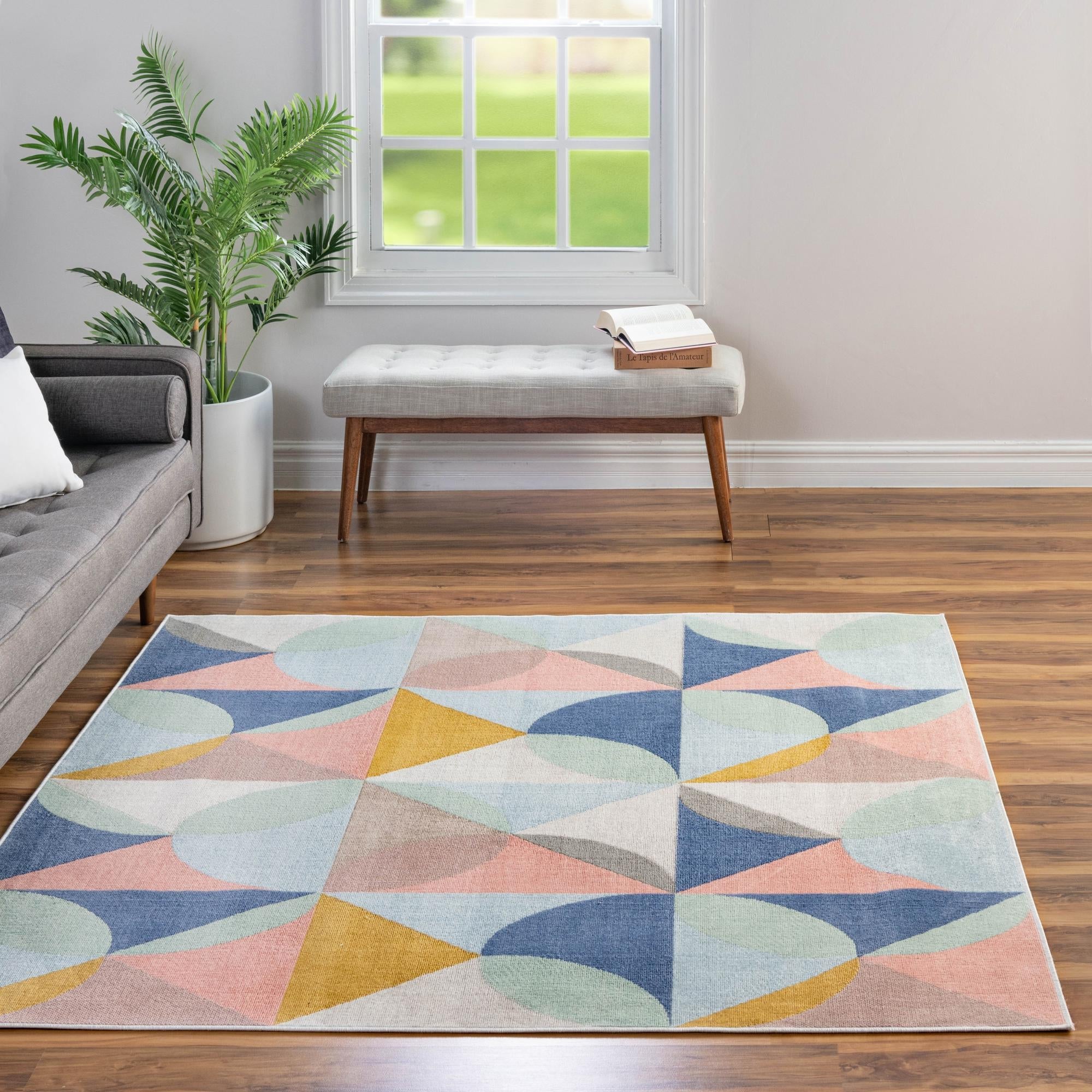 Lagoon Oasis Collection Area Rug - Coral