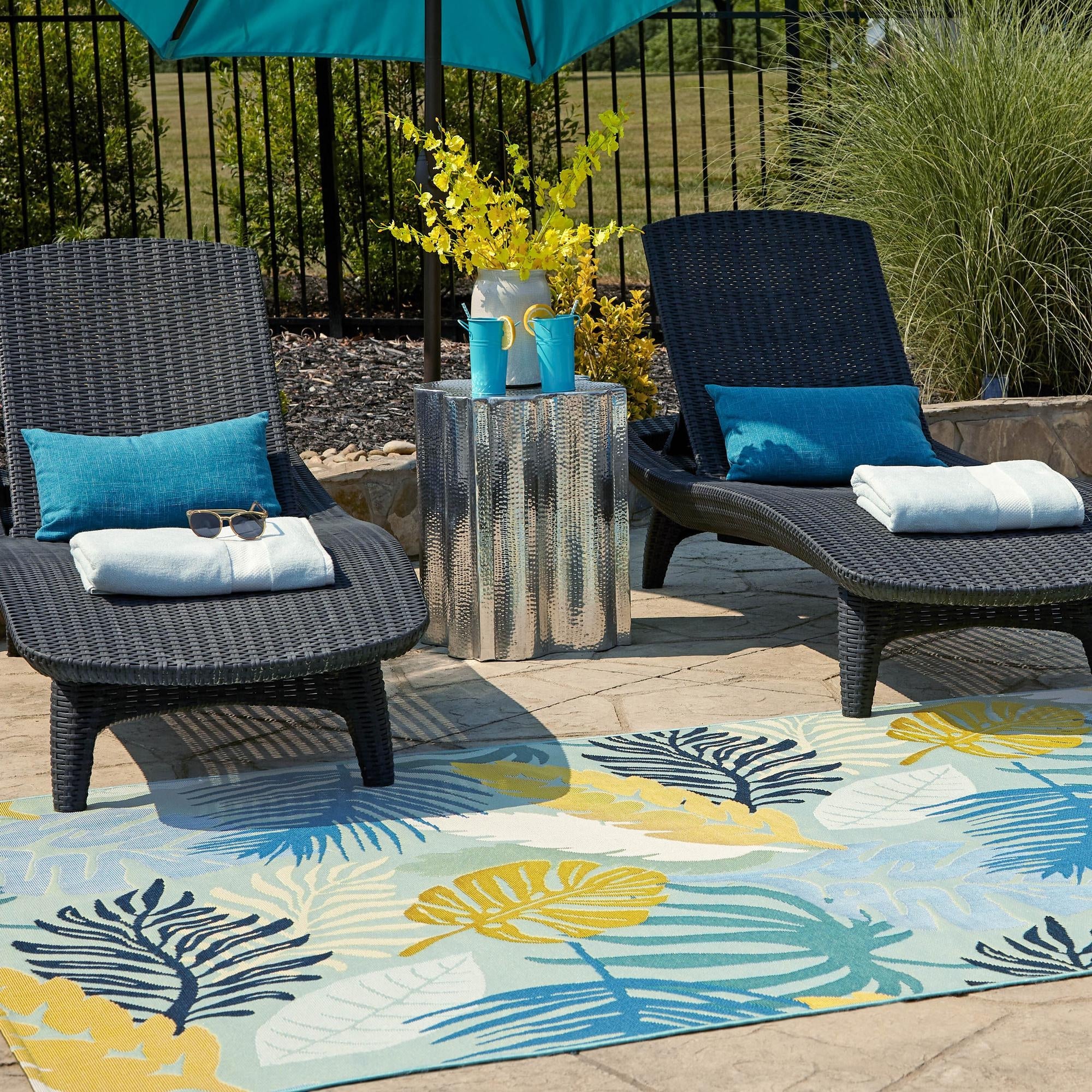 Seaside Blooms Collection Area Rug -  Sunkiss