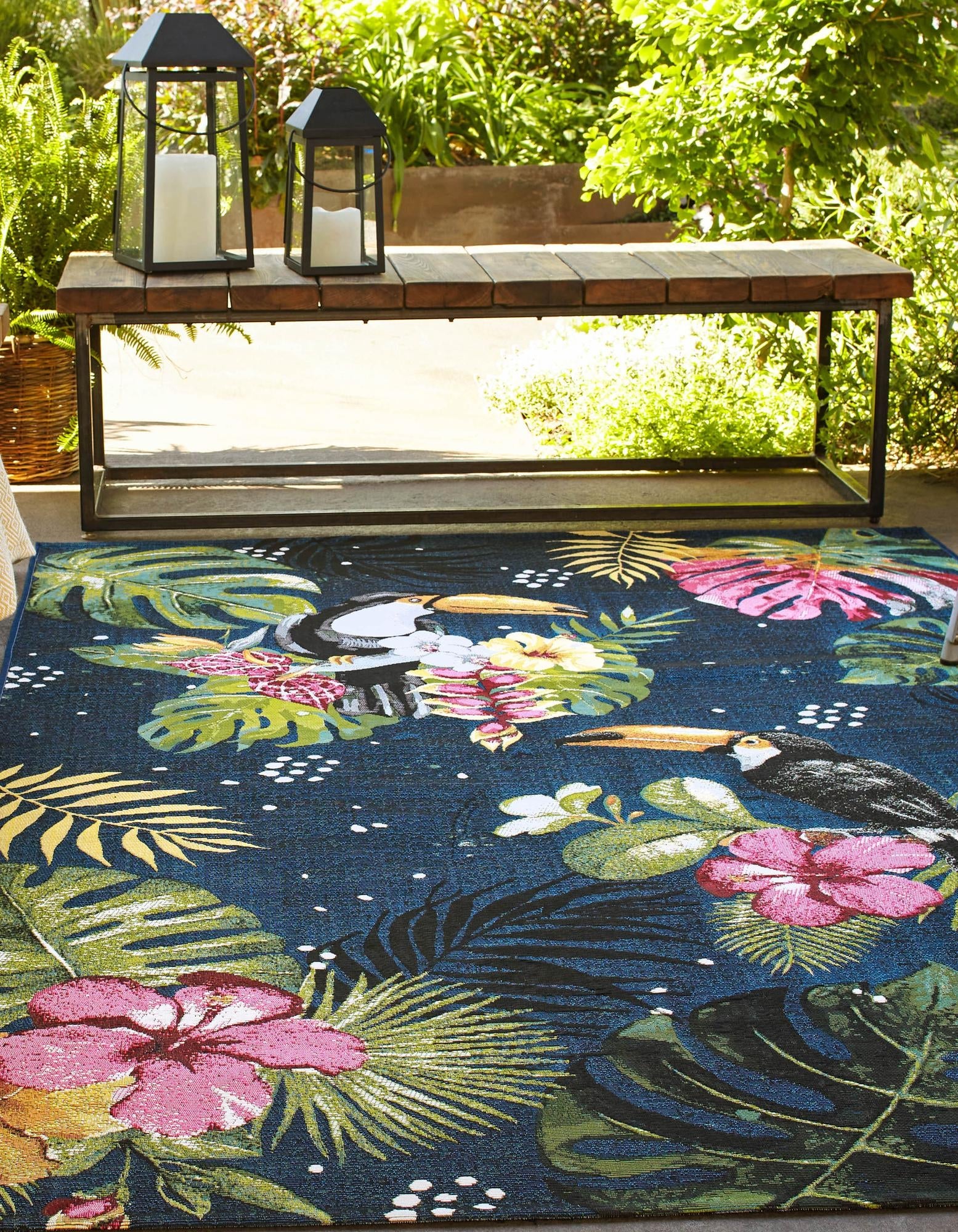 Seaside Blooms Collection Area Rug -  Leaf