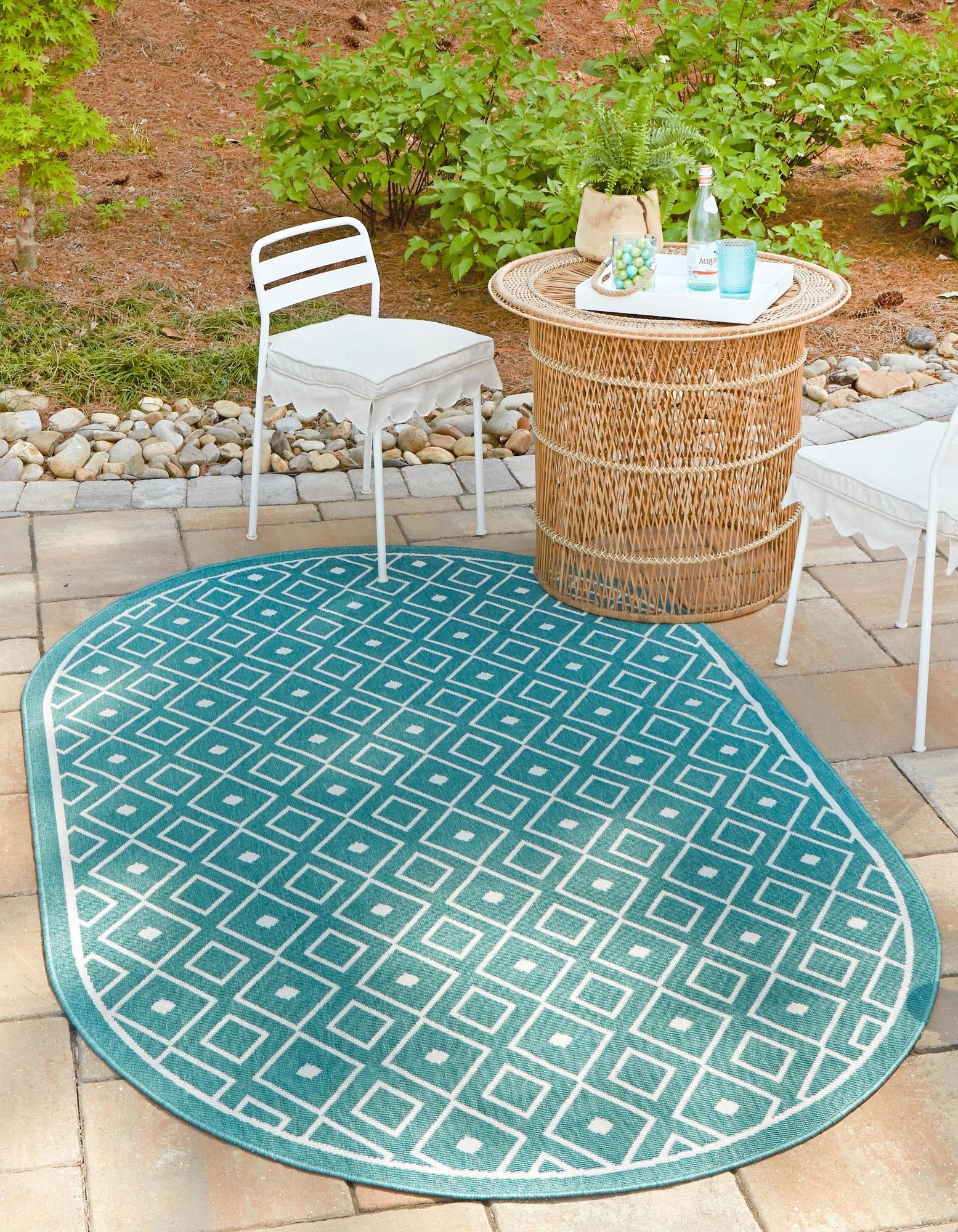 Seaside Lattice Collection Area Rug - Brighton