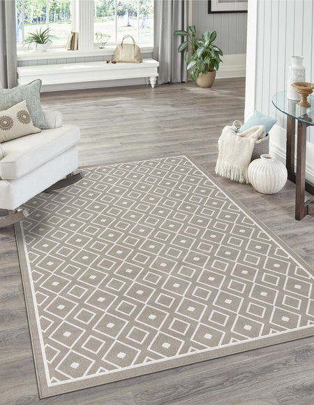 Seaside Lattice Collection Area Rug - Brighton