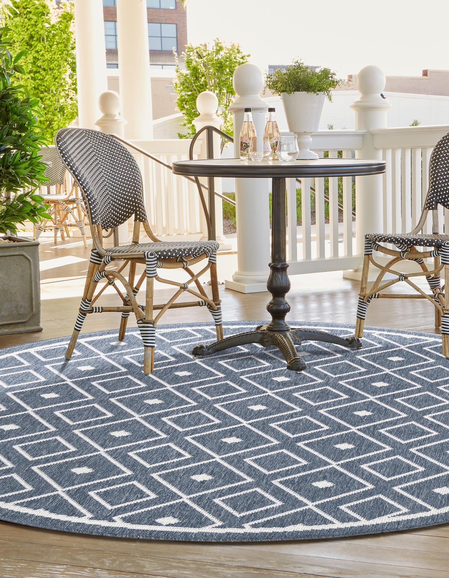 Seaside Lattice Collection Area Rug - Brighton