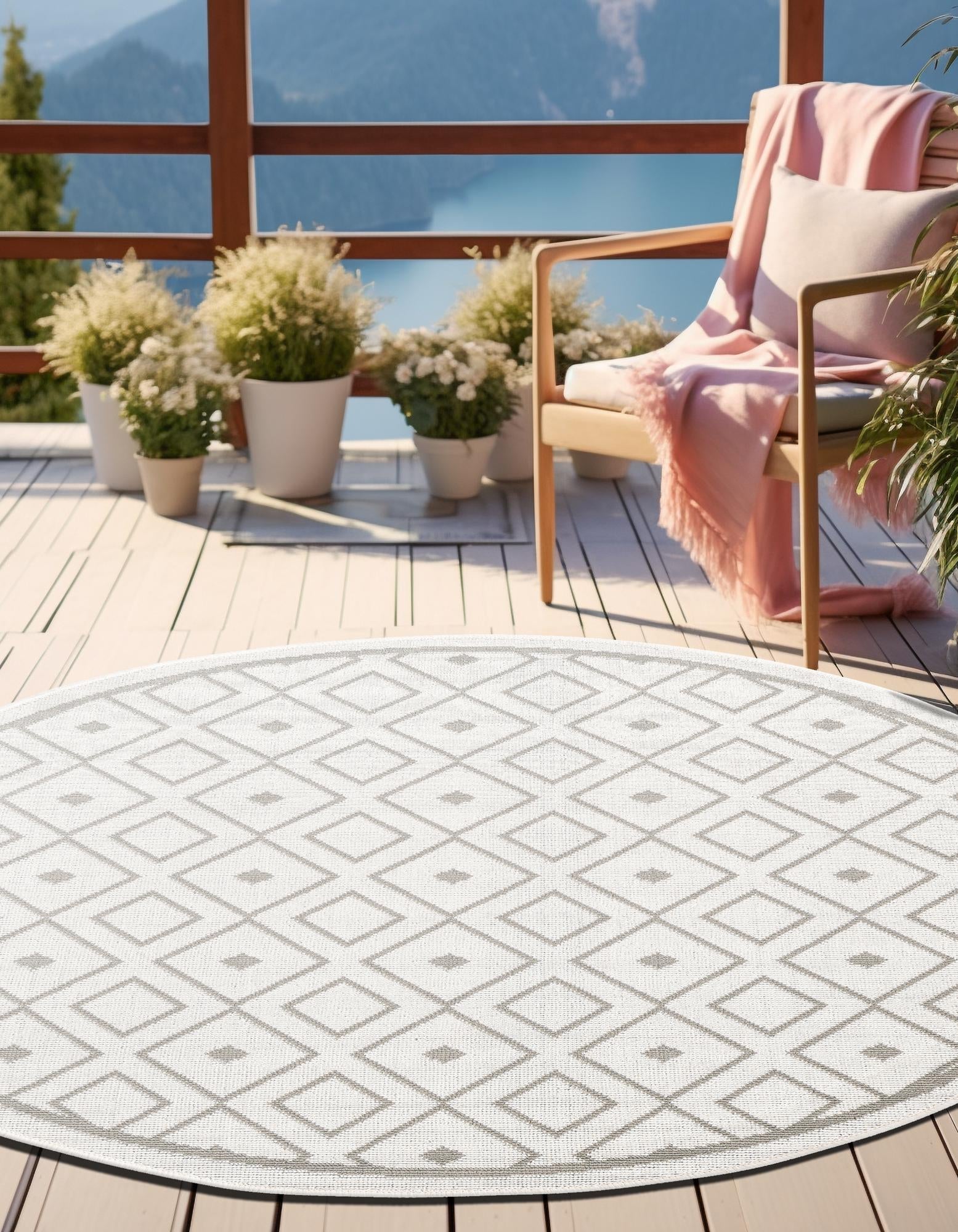 Seaside Lattice Collection Area Rug - Brighton