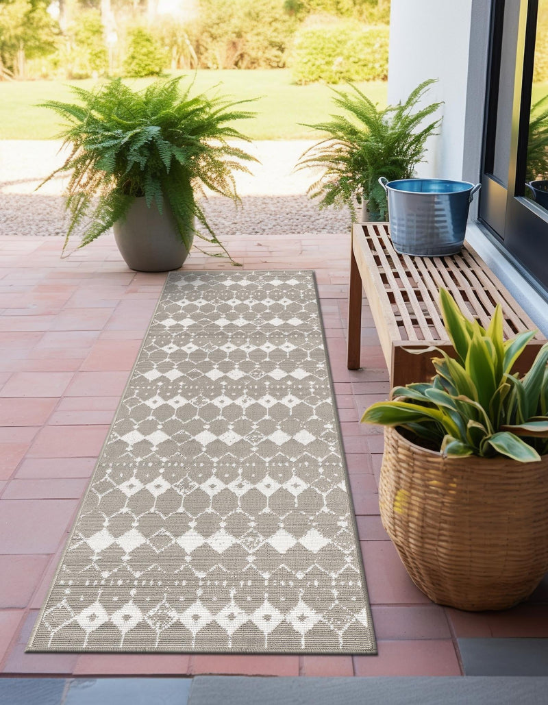 Seaside Lattice Collection Area Rug -  Margate Runner Gray  lifestyle 146