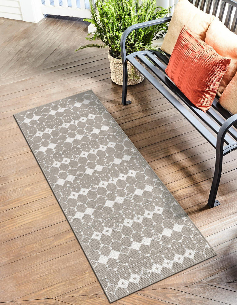 Seaside Lattice Collection Area Rug -  Margate Runner Gray  lifestyle 182