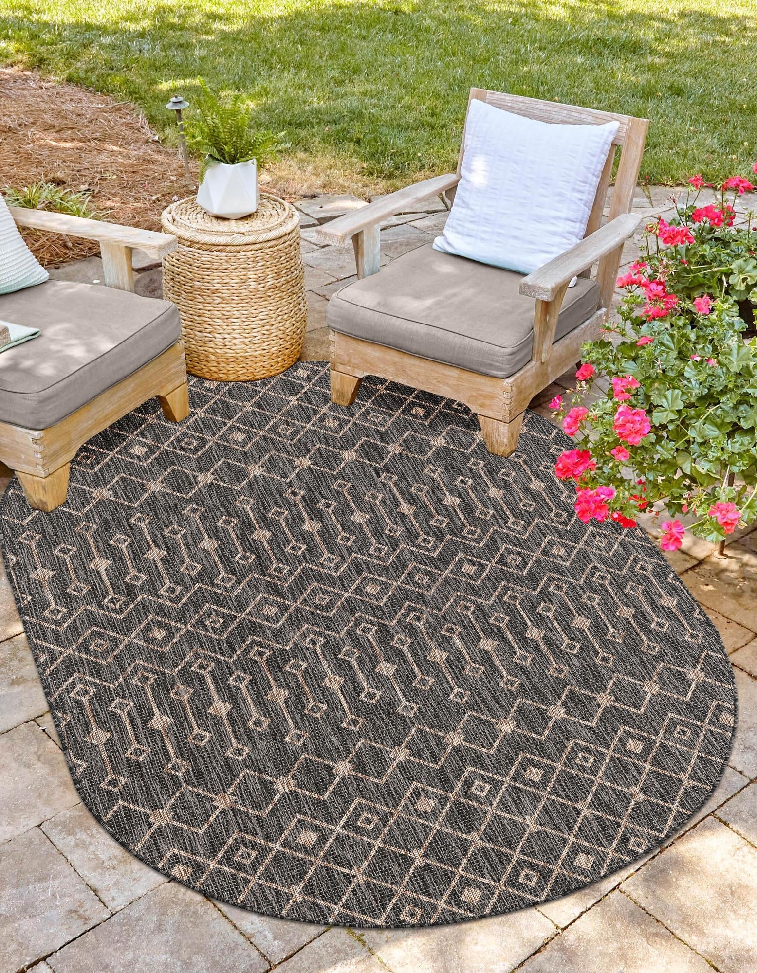 Seaside Lattice Collection Area Rug -  Pergola (Charcoal Gray)