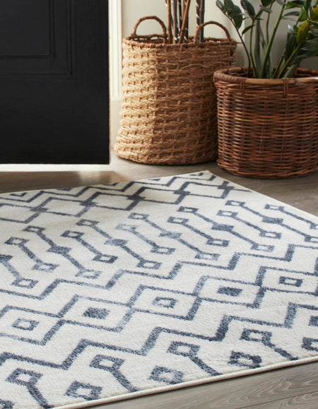 Marrakech Lattice Collection Area Rug - Essaouira (Coastal White)