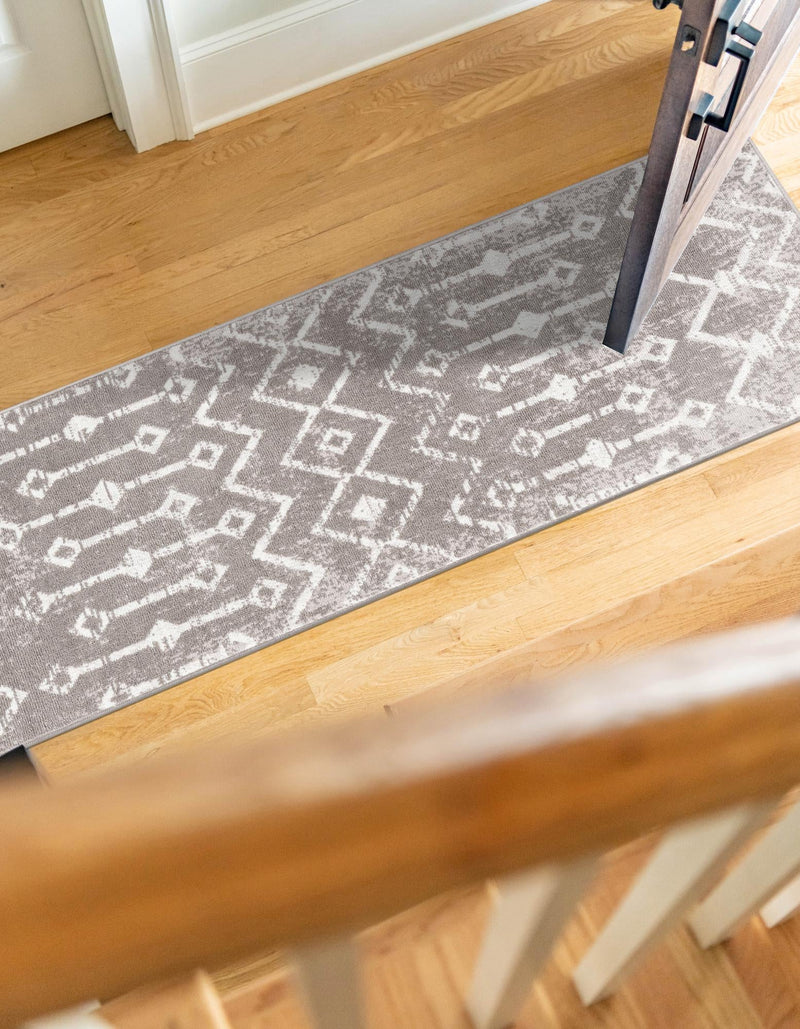 Marrakech Lattice Collection Area Rug - Essaouira (Stone Gray) Runner Stone Gray  lifestyle 17