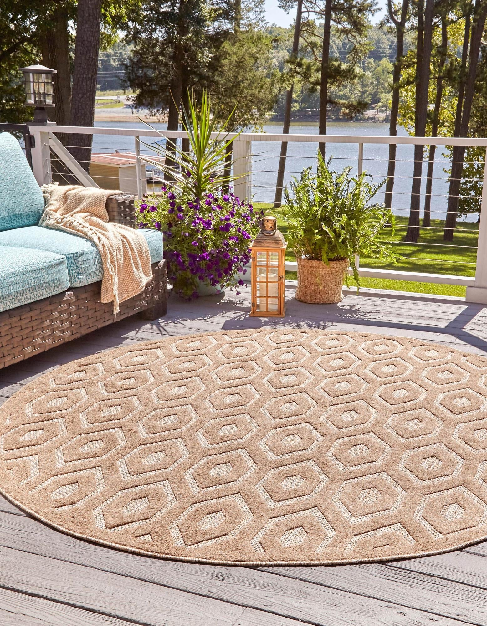 Garden Lattice Charm Collection Area Rug - Arbor (Beige)