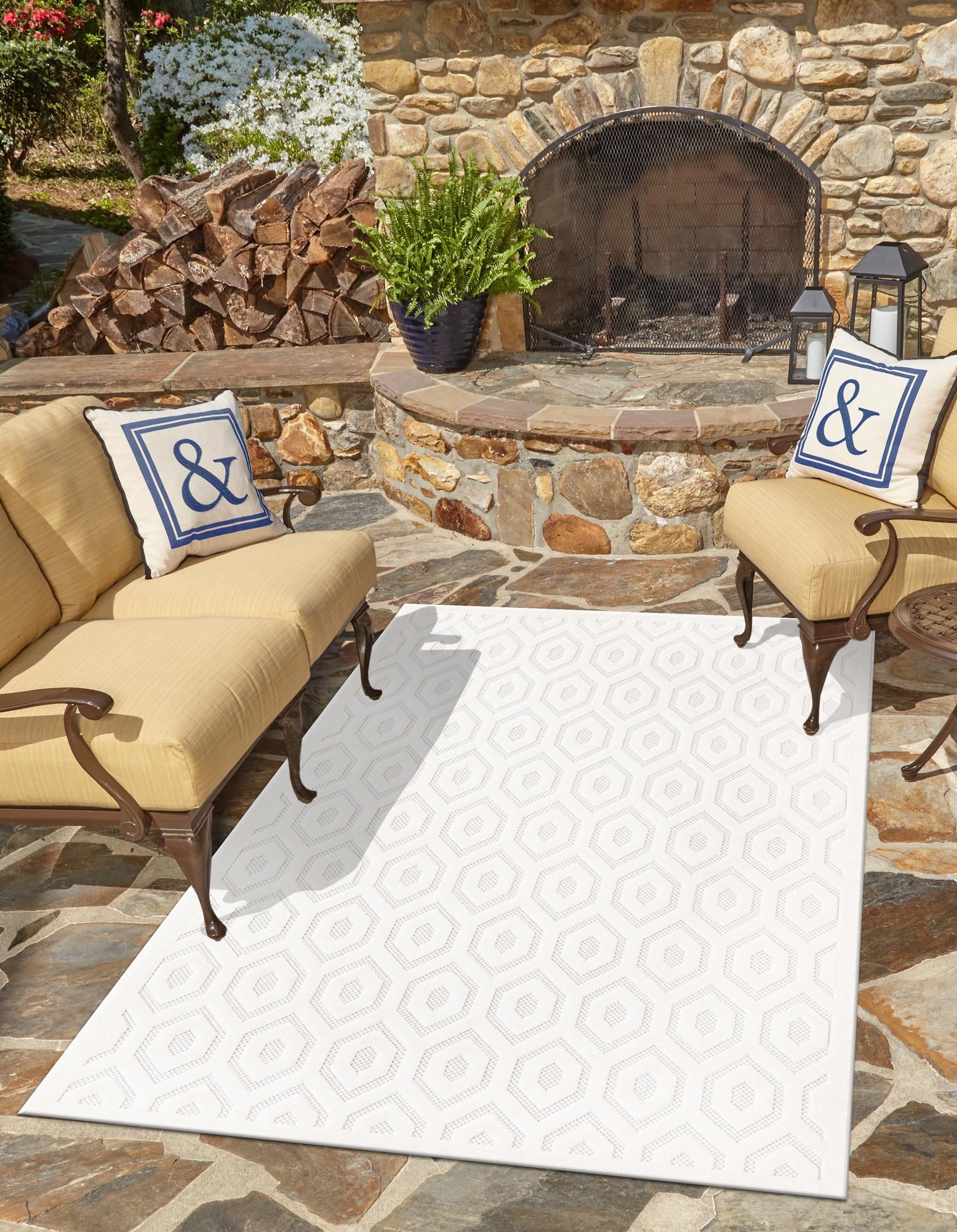 Garden Lattice Charm Collection Area Rug - Arbor (Ivory)