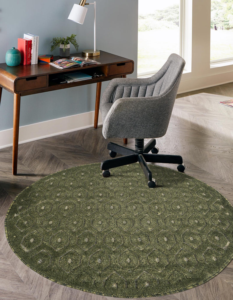 Garden Lattice Charm Collection Area Rug - Arbor (Green) Round Green  lifestyle 30