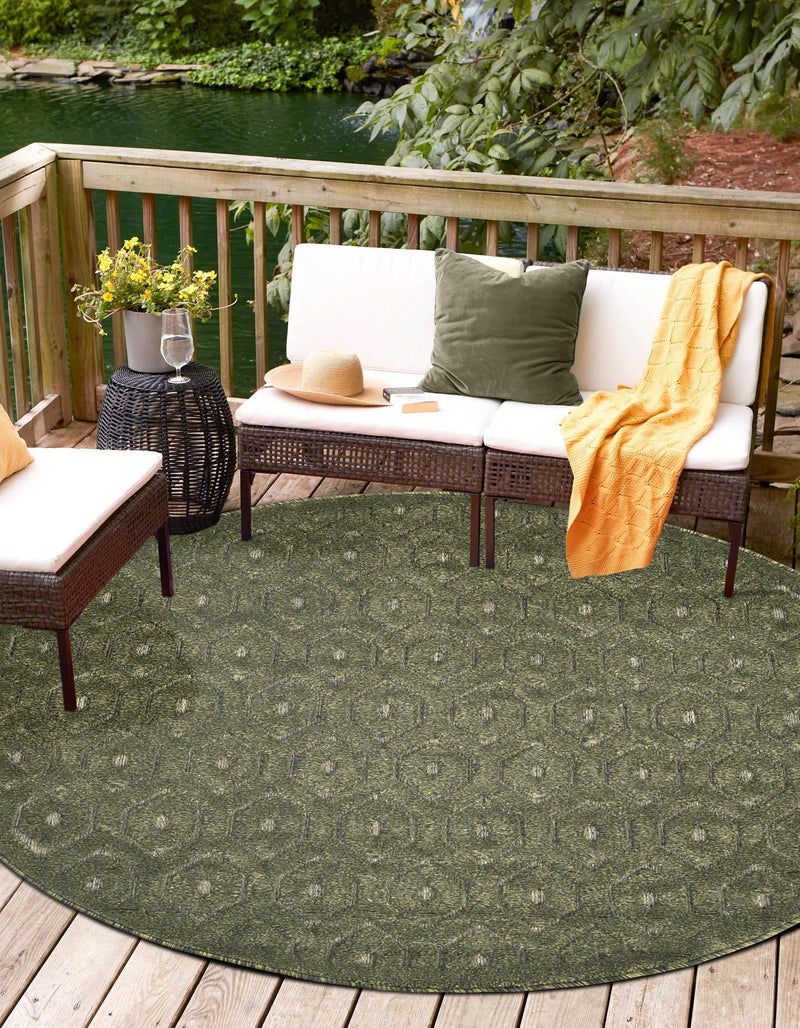 Garden Lattice Charm Collection Area Rug - Arbor (Green) Round Green  lifestyle 36