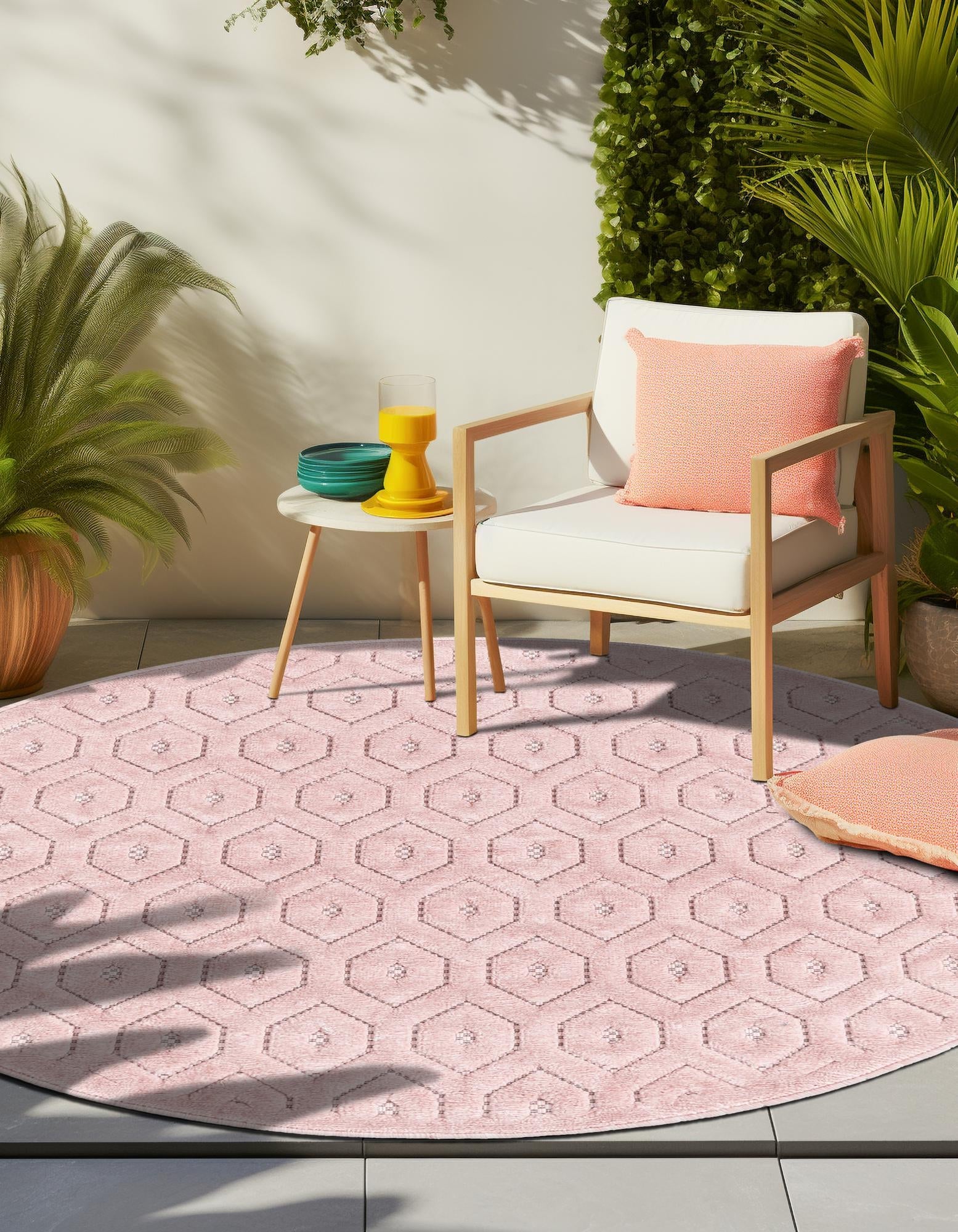 Garden Lattice Charm Collection Area Rug - Arbor (Pink)