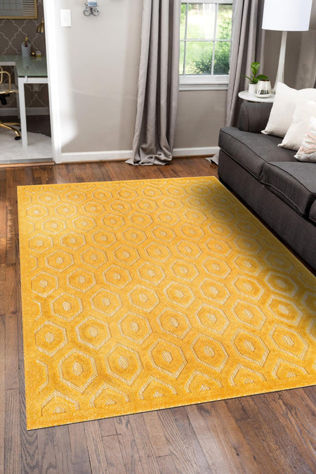 Garden Lattice Charm Collection Area Rug - Arbor (Yellow)