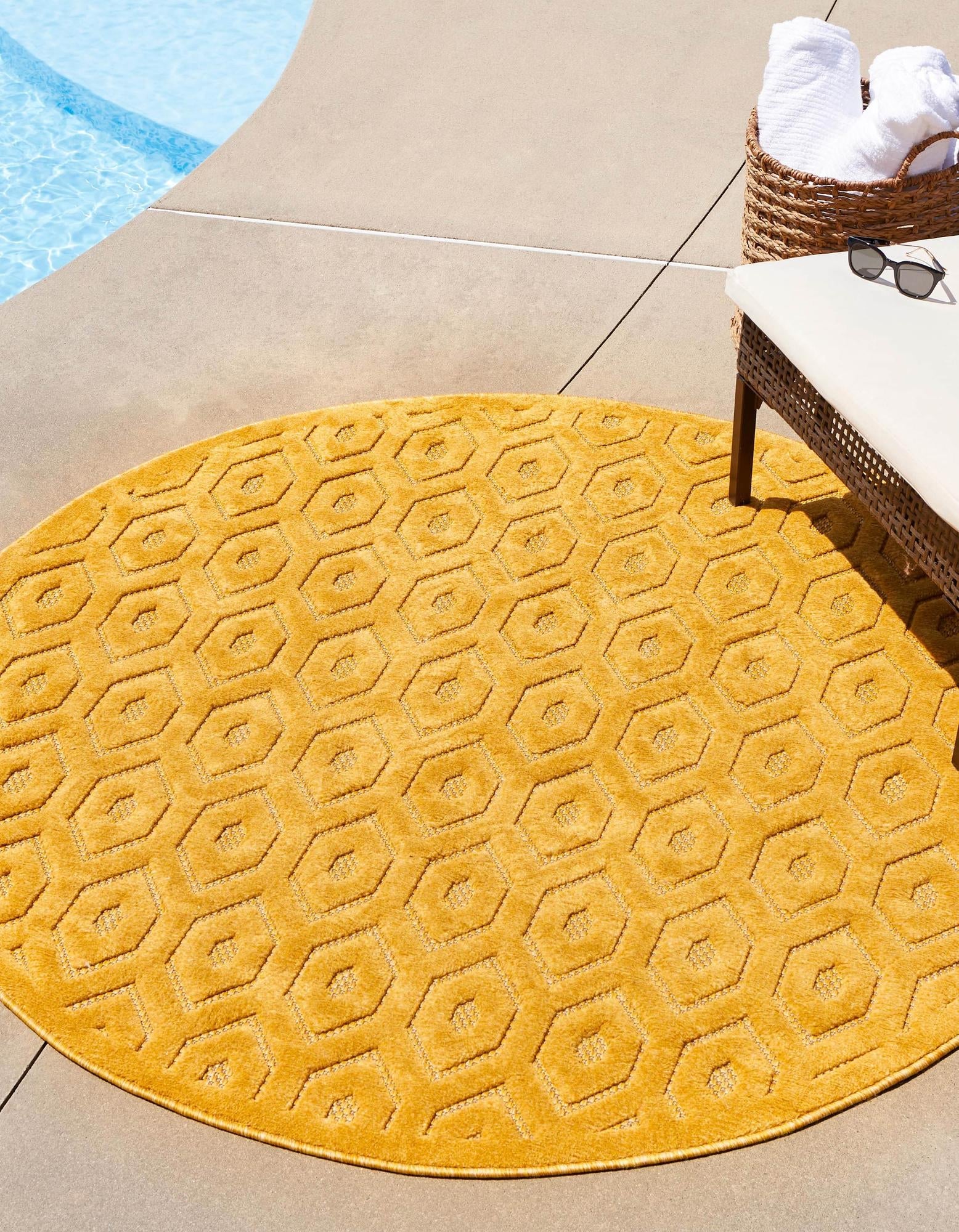 Garden Lattice Charm Collection Area Rug - Arbor (Yellow)