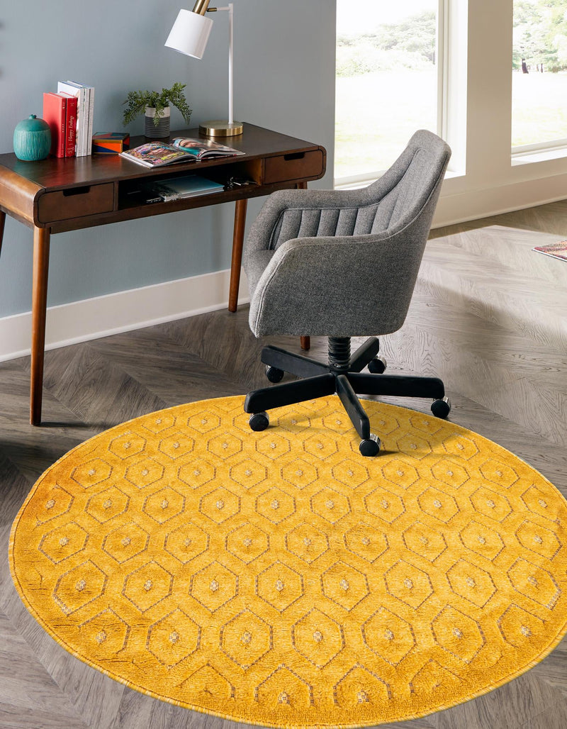 Garden Lattice Charm Collection Area Rug - Arbor (Yellow) Round Yellow  lifestyle 29