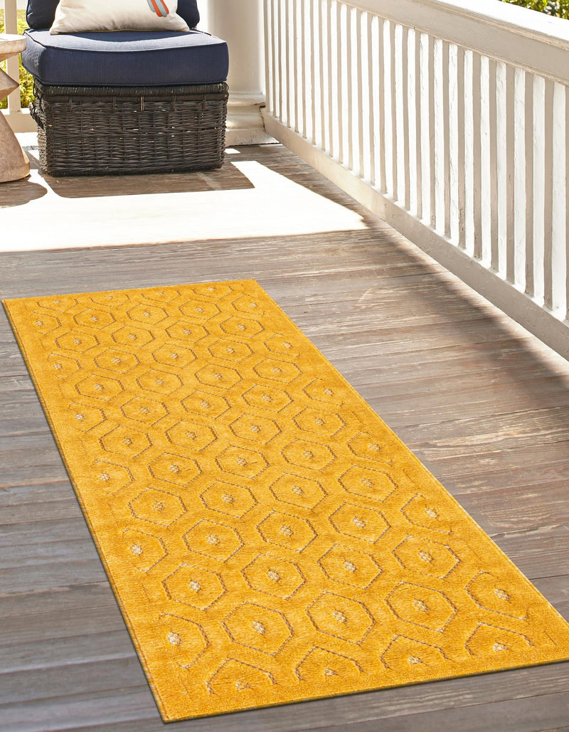 Garden Lattice Charm Collection Area Rug - Arbor (Yellow) Runner Yellow  lifestyle 32