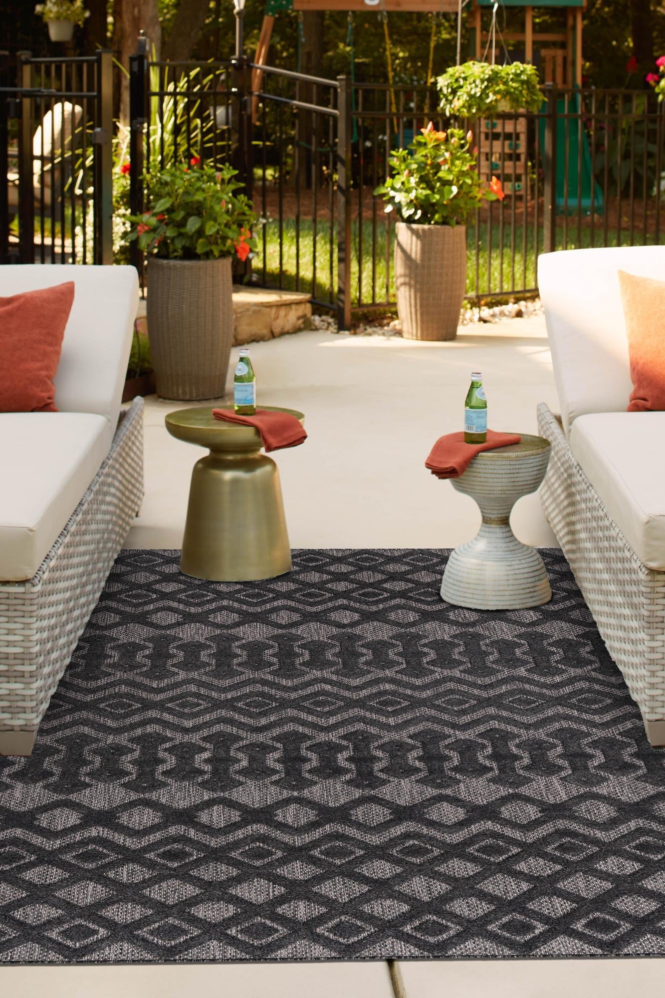 Garden Lattice Charm Collection Area Rug -  Pergola (Charcoal)