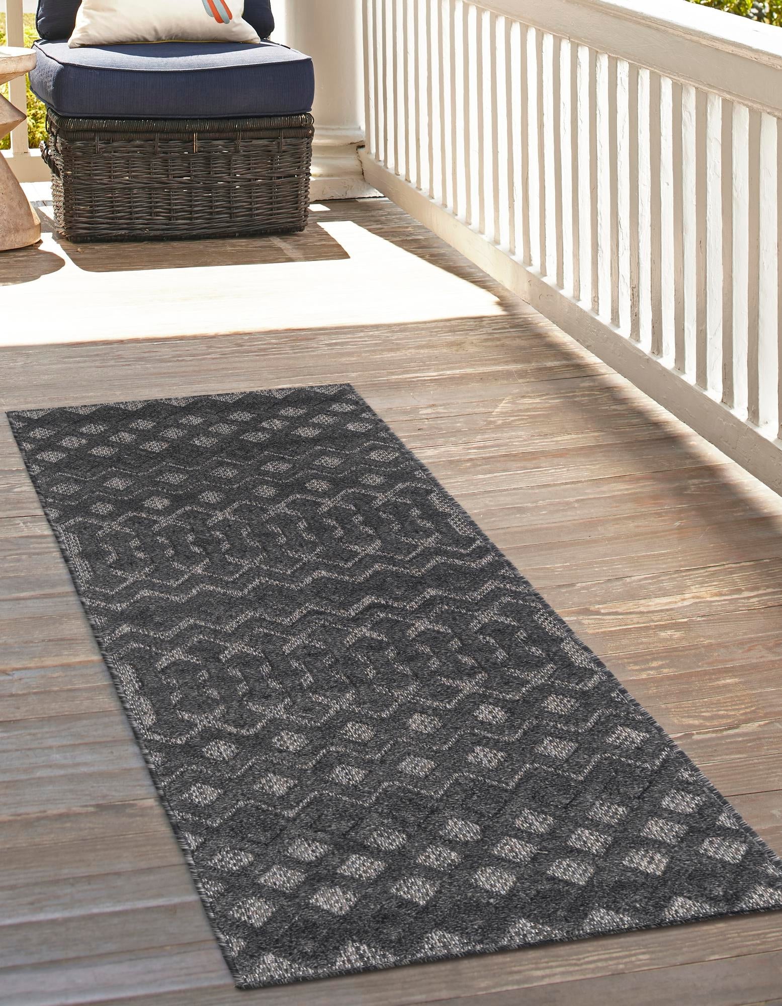 Garden Lattice Charm Collection Area Rug -  Pergola (Charcoal)