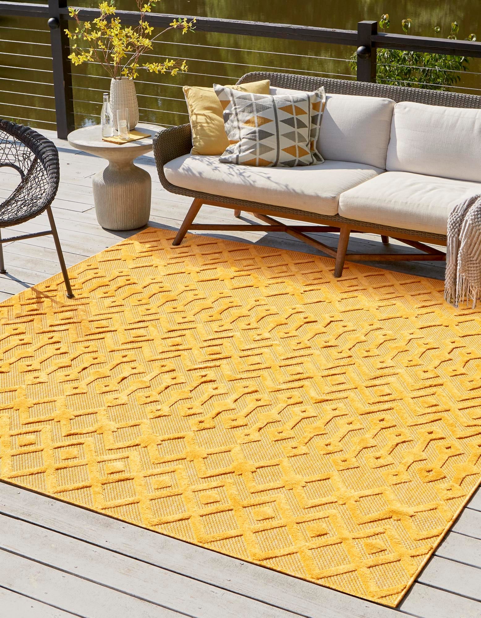 Garden Lattice Charm Collection Area Rug -  Pergola (Yellow)