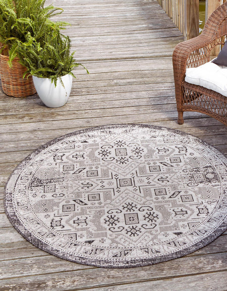 Tribal Terrace Treasures Collection Area Rug - Mayan Marina (Charcoal Gray)