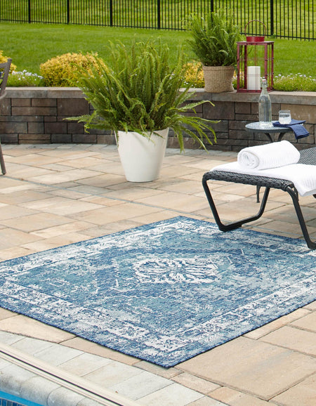 Patio Heritage Collection Area Rug -  Augusta (Blue)