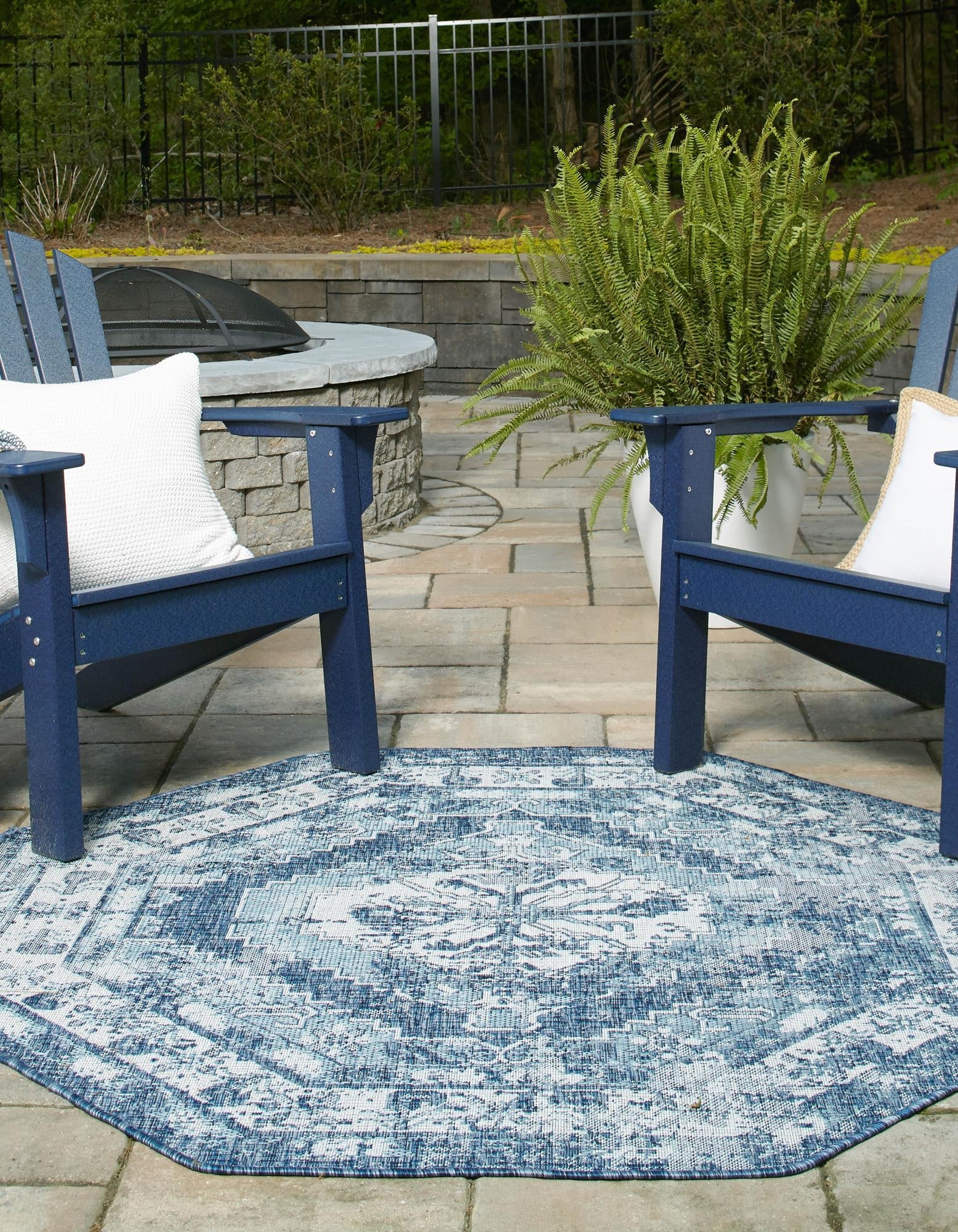 Patio Heritage Collection Area Rug -  Augusta (Blue)