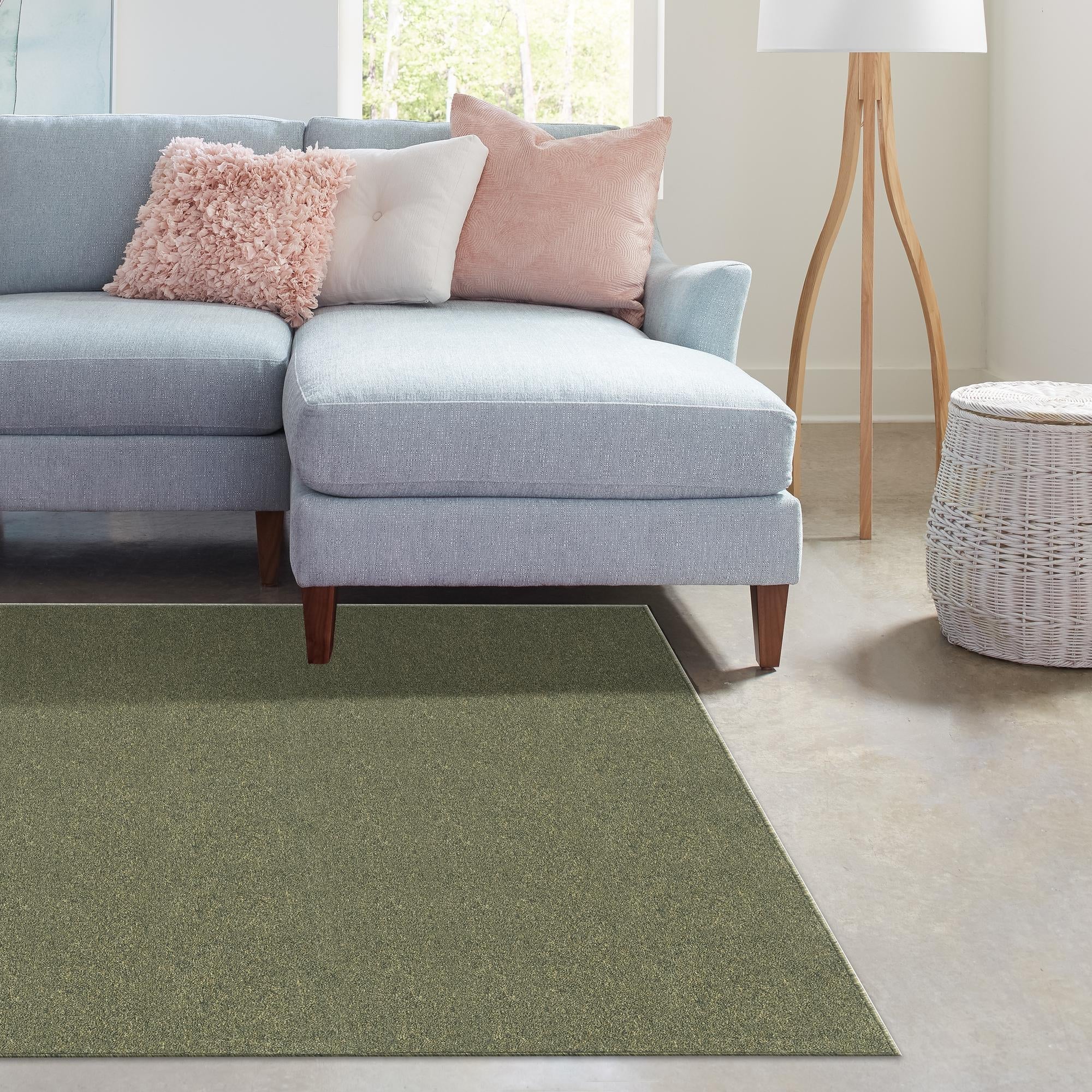 Everyday Elegance Collection Area Rug - Serenity (Pickle Green)