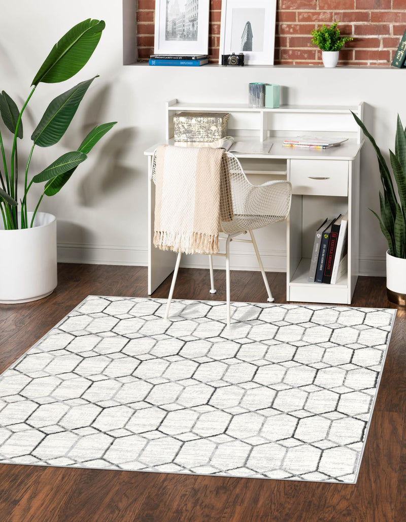 Garden Maze Retreat Collection Area Rug - Hedgegrove Square White  lifestyle 65