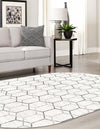 Garden Maze Retreat Collection Area Rug - Hedgegrove Oval White  lifestyle 112