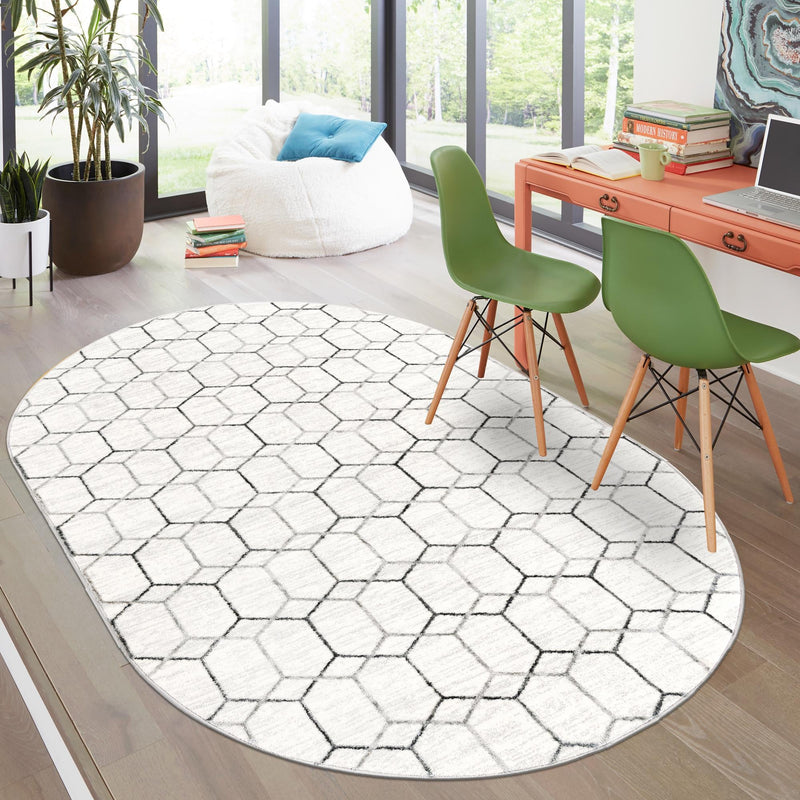 Garden Maze Retreat Collection Area Rug - Hedgegrove Oval White  lifestyle 172