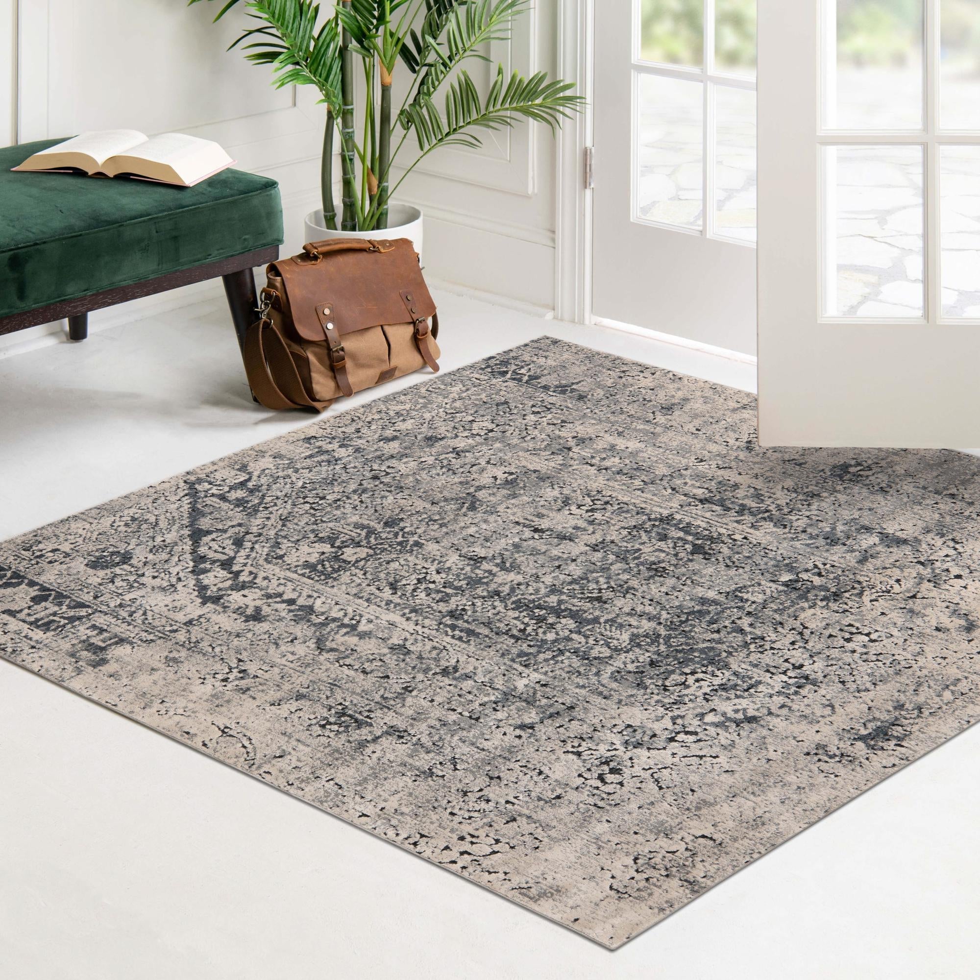 Coastal Manor Collection Area Rug -  Wavecrest