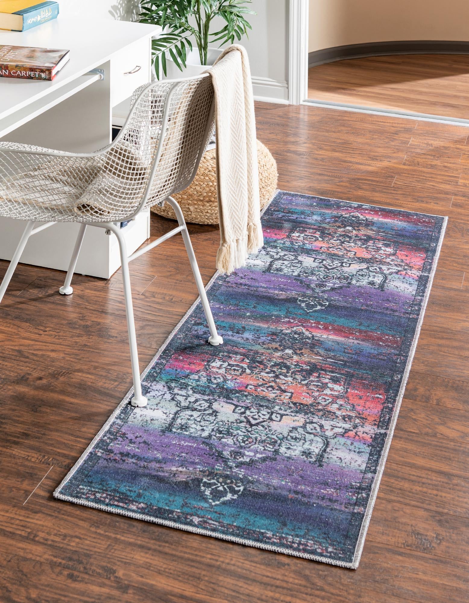 Baroque Era Collection Area Rug - Versailles (Multi Blue)