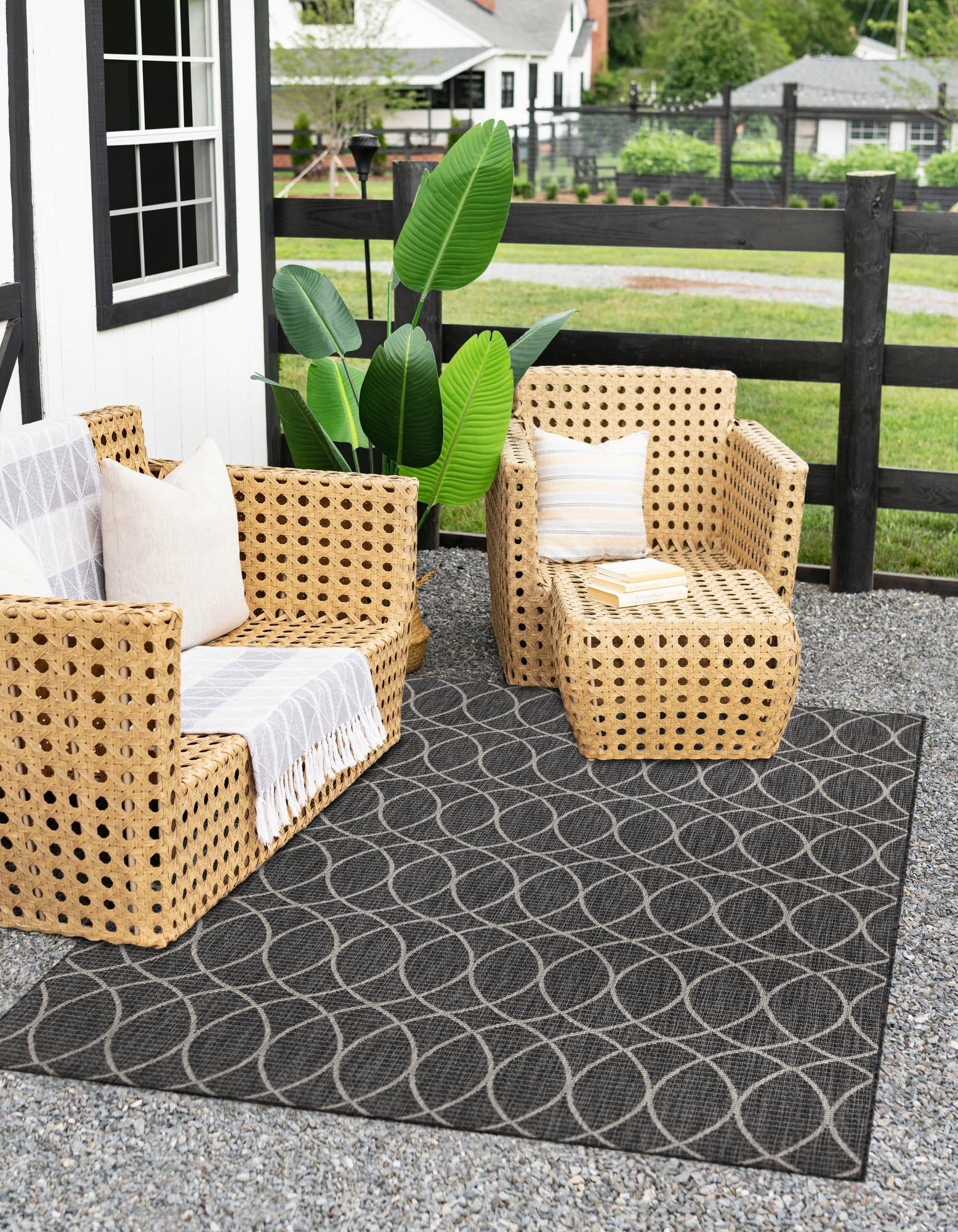 Seaside Lattice Collection Area Rug -  Pavilion (Charcoal)