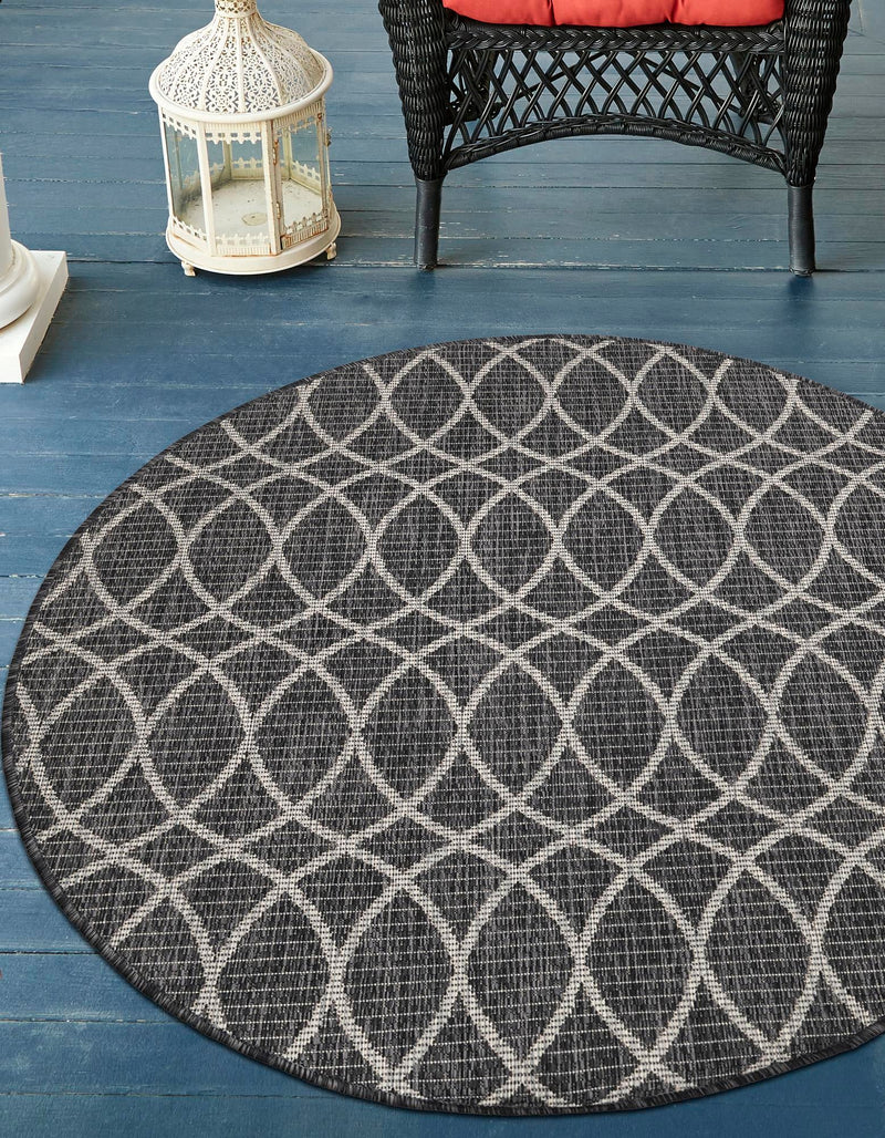 Garden Lattice Oasis Collection Area Rug -  Pavilion (Charcoal) Round Charcoal  lifestyle 40