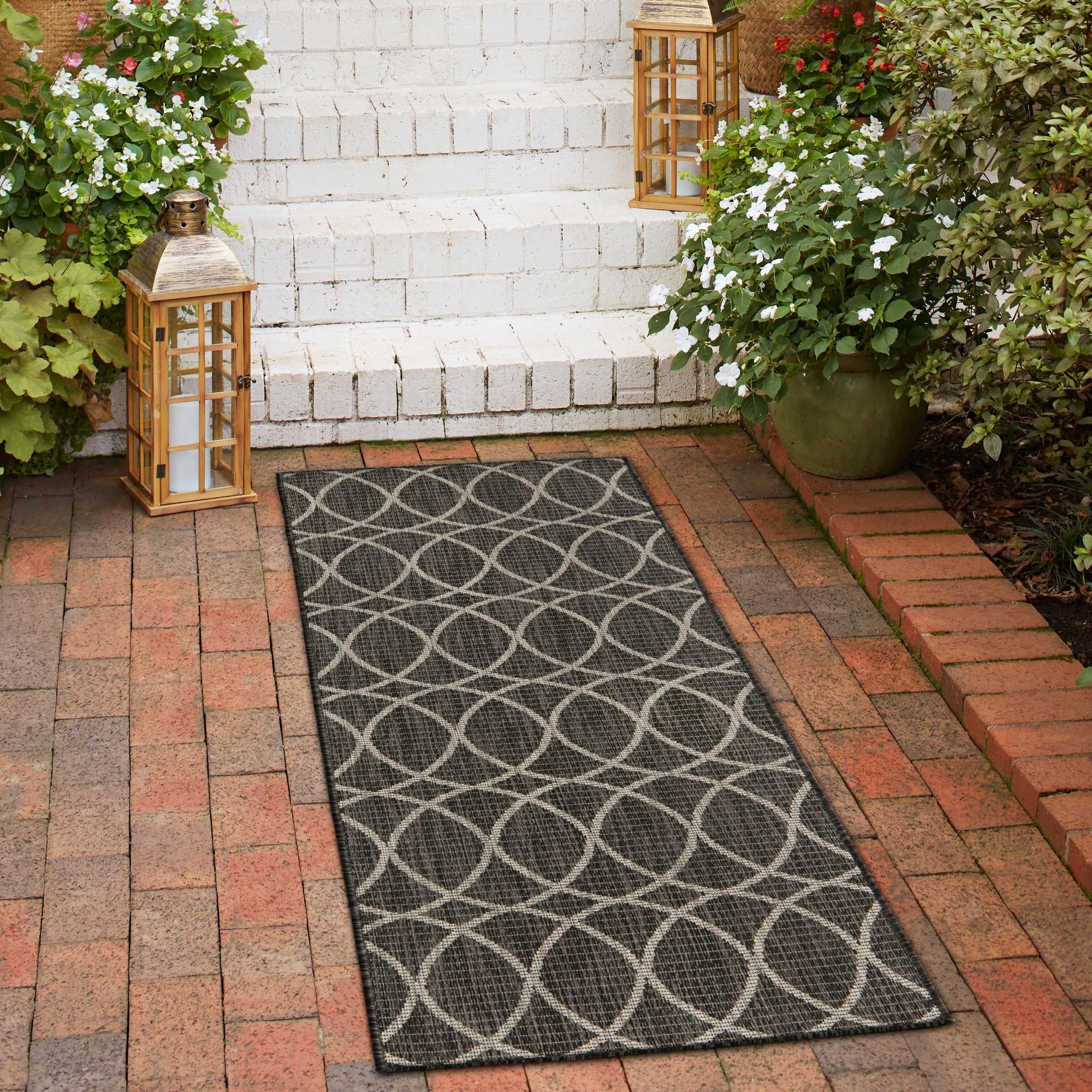 Seaside Lattice Collection Area Rug -  Pavilion (Charcoal)