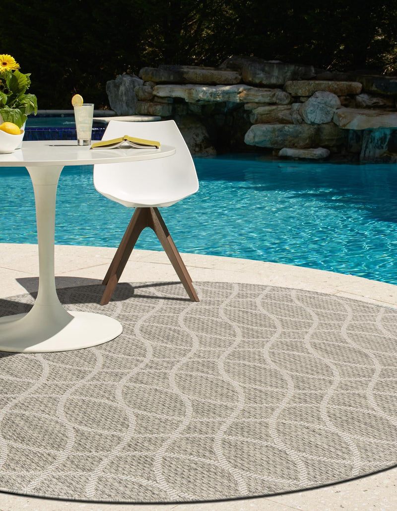 Garden Lattice Oasis Collection Area Rug -  Pavilion (Light Gray) Round Light Gray  lifestyle 26